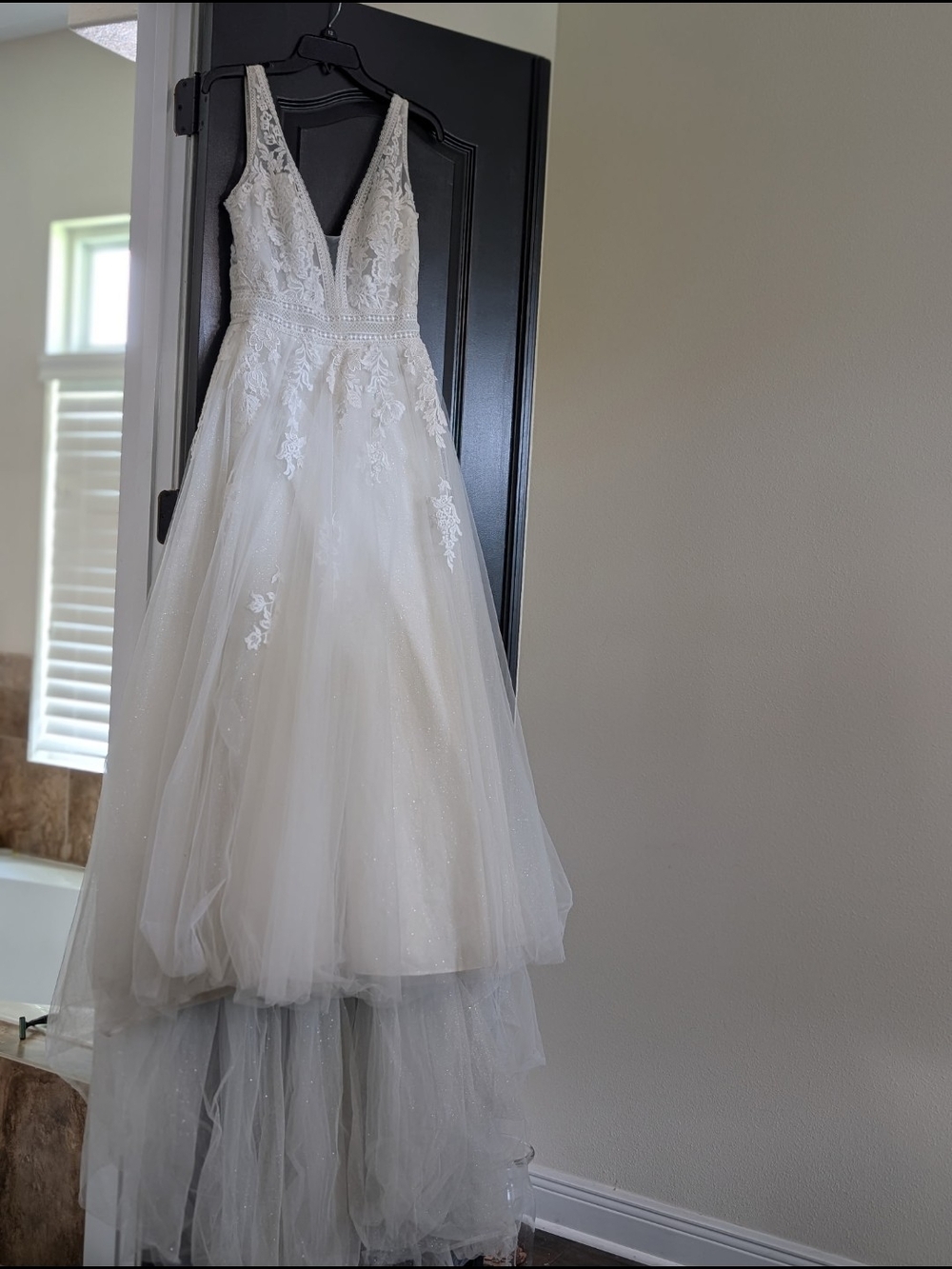 Oleg Cassini Ivory Lace Tulle V-Neck Wedding Dress